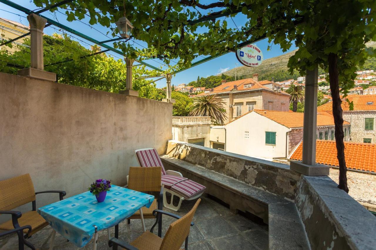 Apartment& Room Lukre / Apartment Lukre With Terrace Ragusa Esterno foto