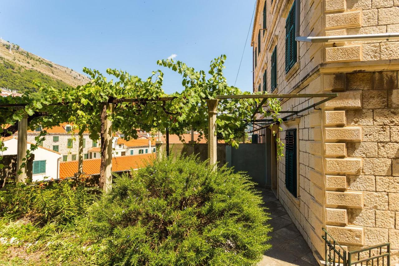 Apartment& Room Lukre / Apartment Lukre With Terrace Ragusa Esterno foto